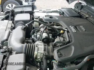 ✅ 2021 Jeep Wrangler Unlimited Sport S • VIN: 1C4HJXDG6MW607748 • Lot: 42688575. Wystawiony na IAAI z przebiegiem 81 144 mil. Bezpłatny archiwum sprzedaży aukcyjnych z USA i szczegółowy raport historii pojazdu na DreamBid. Zdjęcie 19.