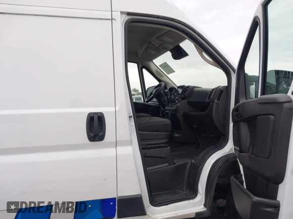 ✅ 2023 Ram ProMaster Cargo • VIN: 3C6LRVBG8PE517890 • Lot: 44104412. Wystawiony na IAAI z przebiegiem 63 681 mil. Bezpłatny archiwum sprzedaży aukcyjnych z USA i szczegółowy raport historii pojazdu na DreamBid. Zdjęcie 5.