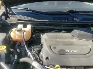 ✅ 2017 Chrysler Pacifica Touring L • VIN: 2C4RC1BG9HR525106 • Lot: 81964295. Wystawiony na Copart z przebiegiem 119 226 mil. Bezpłatny archiwum sprzedaży aukcyjnych z USA i szczegółowy raport historii pojazdu na DreamBid. Zdjęcie 16.