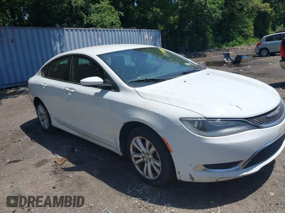 ✅ 2016 Chrysler 200 Limited • VIN: 1C3CCCAB8GN140692 • Lot: 45548138. Wystawiony na IAAI z przebiegiem 108 304 mil. Bezpłatny archiwum sprzedaży aukcyjnych z USA i szczegółowy raport historii pojazdu na DreamBid. Zdjęcie 1.