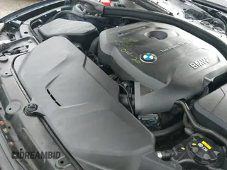 ✅ 2017 BMW 3 Series 330i xDrive • VIN: WBA8D9C56HK677926 • Лот: 42183725. Опубликован ранее на IAAI с пробегом 109 411 миль. Бесплатный доступ к архиву аукционных продаж из США и подробный отчёт об истории автомобиля на DreamBid. Изображение 19.