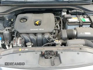 ✅ 2017 Hyundai Elantra SE • VIN: KMHD84LF5HU193876 • Lot: 42047697. Wystawiony na IAAI z przebiegiem 61 398 mil. Bezpłatny archiwum sprzedaży aukcyjnych z USA i szczegółowy raport historii pojazdu na DreamBid. Zdjęcie 18.