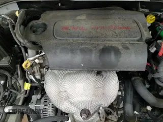 ✅ 2017 Jeep Renegade Altitude • VIN: ZACCJABB2HPF53835 • Lot: 90230145. Listed on Copart with 108,166 mi. Free auction sales archive from the USA and detailed vehicle history report at DreamBid. Image 14.