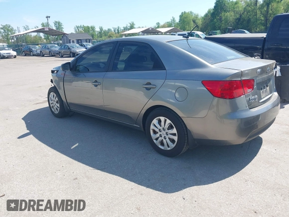 ✅ 2012 Kia Forte EX • VIN: KNAFU4A27C5597433 • Lot: 44899294. Wystawiony na IAAI z przebiegiem 167 195 mil. Bezpłatny archiwum sprzedaży aukcyjnych z USA i szczegółowy raport historii pojazdu na DreamBid. Zdjęcie 3.