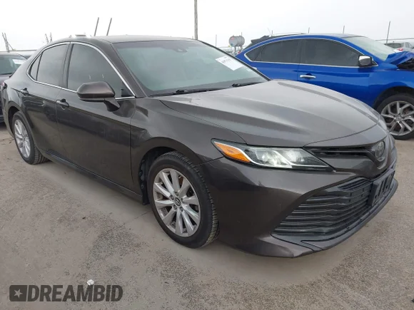 ✅ 2019 Toyota Camry SE • VIN: 4T1B11HK0KU183327 • Lot: 44971119. Wystawiony na IAAI z przebiegiem 149 858 mil. Bezpłatny archiwum sprzedaży aukcyjnych z USA i szczegółowy raport historii pojazdu na DreamBid. Zdjęcie 1.