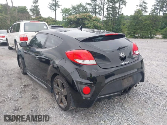 ✅ 2015 Hyundai Veloster Turbo • VIN: KMHTC6AE0FU233715 • Lot: 45252804. Wystawiony na IAAI z przebiegiem 107 591 mil. Bezpłatny archiwum sprzedaży aukcyjnych z USA i szczegółowy raport historii pojazdu na DreamBid. Zdjęcie 3.