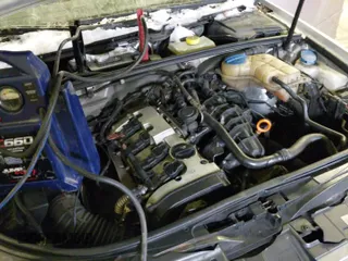 ✅ 2005 Audi A4 2.0T • VIN: WAUDF68EX5A439580 • Lot: 41821458. Wystawiony na IAAI z przebiegiem 158 222 mil. Bezpłatny archiwum sprzedaży aukcyjnych z USA i szczegółowy raport historii pojazdu na DreamBid. Zdjęcie 14.