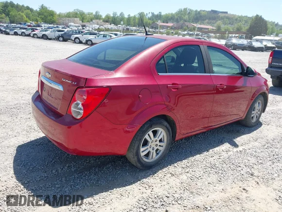 ✅ 2012 Chevrolet Sonic LT • VIN: 1G1JD5SH8C4167463 • Лот: 44942713. Опубліковано раніше на IAAI з пробігом 114 778 миль. Безкоштовний доступ до архіву аукціонних продажів зі США та докладний звіт про історію автомобіля на DreamBid. Зображення 4.