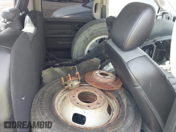 ✅ 2022 Ram 1500 Tradesman • VIN: 1C6RR7KG0NS209645 • Lot: 44784033. Wystawiony na IAAI z przebiegiem Nie podano. Bezpłatny archiwum sprzedaży aukcyjnych z USA i szczegółowy raport historii pojazdu na DreamBid. Zdjęcie 8.