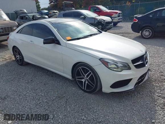 ✅ 2017 Mercedes-Benz E 400 • VIN: WDDKJ6FB1HF352553 • Lot: 43150447. Wystawiony na IAAI z przebiegiem 68 167 mil. Bezpłatny archiwum sprzedaży aukcyjnych z USA i szczegółowy raport historii pojazdu na DreamBid. Zdjęcie 1.