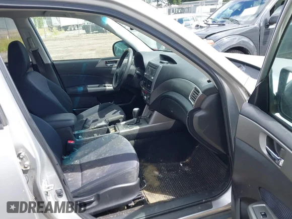 ✅ 2010 Subaru Forester X Premium • VIN: JF2SH6CC4AH805997 • Лот: 45487175. Опубликован ранее на IAAI с пробегом 116 332 миль. Бесплатный доступ к архиву аукционных продаж из США и подробный отчёт об истории автомобиля на DreamBid. Изображение 5.