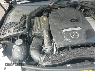 ✅ 2017 Mercedes-Benz C 300 • VIN: WDDWJ4KB5HF419215 • Lot: 64475975. Wystawiony na Copart z przebiegiem 87 874 mil. Bezpłatny archiwum sprzedaży aukcyjnych z USA i szczegółowy raport historii pojazdu na DreamBid. Zdjęcie 13.