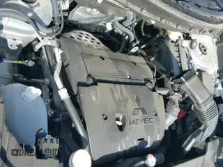 ✅ 2024 Mitsubishi Outlander S • VIN: JA4ARUAU8RU023089 • Lot: 42282383. Listed on IAAI with 3,707 mi. Free auction sales archive from the USA and detailed vehicle history report at DreamBid. Image 18.