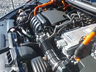 ✅ 2018 Honda Clarity • VIN: JHMZC5F10JC011512 • Lot: 42975011. Wystawiony na IAAI z przebiegiem 64 115 mil. Bezpłatny archiwum sprzedaży aukcyjnych z USA i szczegółowy raport historii pojazdu na DreamBid. Zdjęcie 19.