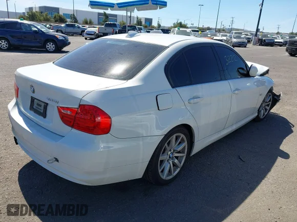 ✅ 2011 BMW 3 Series 328i • VIN: WBAPH5G54BNM78110 • Lot: 44623222. Listed on IAAI with 204,209 mi. Free auction sales archive from the USA and detailed vehicle history report at DreamBid. Image 4.