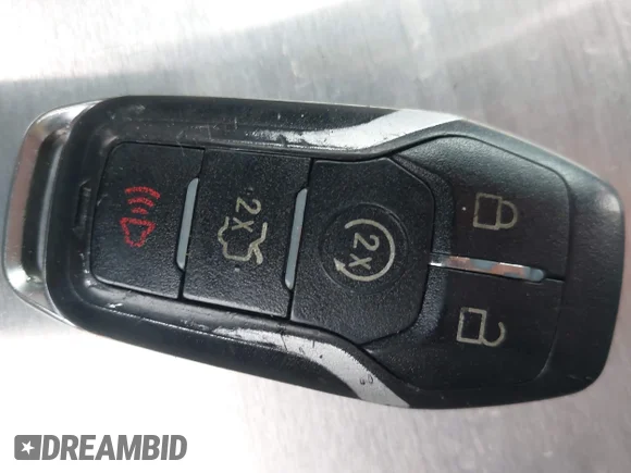 ✅ 2015 Ford Mustang EcoBoost Premium • VIN: 1FA6P8TH5F5403186 • Lot: 45182015. Wystawiony na IAAI z przebiegiem 141 518 mil. Bezpłatny archiwum sprzedaży aukcyjnych z USA i szczegółowy raport historii pojazdu na DreamBid. Zdjęcie 11.