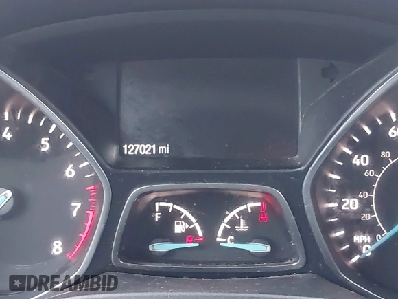 ✅ 2018 Ford Escape SE • VIN: 1FMCU9GD4JUB67661 • Lot: 43610295. Wystawiony na IAAI z przebiegiem 127 021 mil. Bezpłatny archiwum sprzedaży aukcyjnych z USA i szczegółowy raport historii pojazdu na DreamBid. Zdjęcie 7.