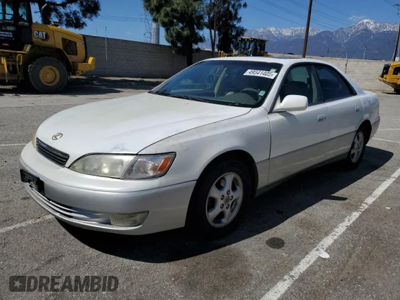 ✅ 1998 Lexus ES 300 • VIN: JT8BF28G8W5013500 • Lot: 49541405. Wystawiony na Copart z przebiegiem 146 355 mil. Bezpłatny archiwum sprzedaży aukcyjnych z USA i szczegółowy raport historii pojazdu na DreamBid. Zdjęcie 1.