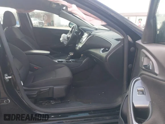 ✅ 2024 Chevrolet Malibu LT • VIN: 1G1ZD5ST7RF112555 • Lot: 45050961. Wystawiony na IAAI z przebiegiem 35 547 mil. Bezpłatny archiwum sprzedaży aukcyjnych z USA i szczegółowy raport historii pojazdu na DreamBid. Zdjęcie 5.