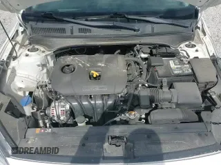 ✅ 2021 Kia Forte LXS • VIN: 3KPF24AD5ME272649 • Lot: 52652425. Wystawiony na Copart z przebiegiem 22 360 mil. Bezpłatny archiwum sprzedaży aukcyjnych z USA i szczegółowy raport historii pojazdu na DreamBid. Zdjęcie 16.