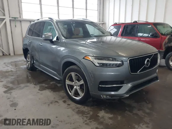 2017 Volvo XC90 Momentum