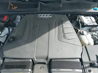 ✅ 2018 Audi Q7 Premium Plus • VIN: WA1LHAF71JD045694 • Lot: 41574716. Wystawiony na IAAI z przebiegiem 54 268 mil. Bezpłatny archiwum sprzedaży aukcyjnych z USA i szczegółowy raport historii pojazdu na DreamBid. Zdjęcie 20.