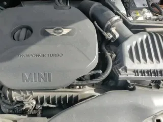 ✅ 2018 MINI Hardtop 4 Door Cooper • VIN: WMWXU1C54J2F80858 • Lot: 91606415. Wystawiony na Copart z przebiegiem 31 054 mil. Bezpłatny archiwum sprzedaży aukcyjnych z USA i szczegółowy raport historii pojazdu na DreamBid. Zdjęcie 16.