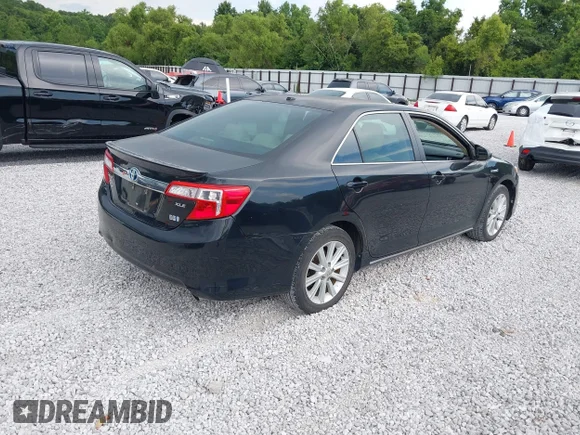 ✅ 2013 Toyota Camry XLE • VIN: 4T1BD1FK9DU092697 • Лот: 45545225. Опубліковано раніше на IAAI з пробігом 186 850 миль. Безкоштовний доступ до архіву аукціонних продажів зі США та докладний звіт про історію автомобіля на DreamBid. Зображення 4.