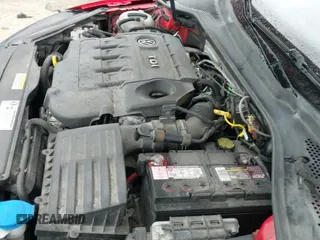 ✅ 2015 Volkswagen Golf S • VIN: 3VWFA7AU3FM513828 • Lot: 43541198. Wystawiony na IAAI z przebiegiem 149 126 mil. Bezpłatny archiwum sprzedaży aukcyjnych z USA i szczegółowy raport historii pojazdu na DreamBid. Zdjęcie 19.