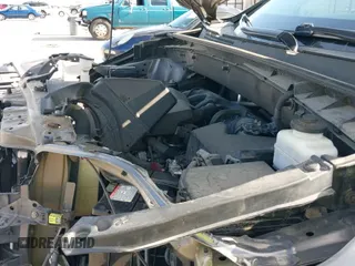 ✅ 2017 Toyota Highlander XLE • VIN: 5TDJZRFH5HS405565 • Лот: 43279792. Опубликован ранее на IAAI с пробегом 87 981 миль. Бесплатный доступ к архиву аукционных продаж из США и подробный отчёт об истории автомобиля на DreamBid. Изображение 22.