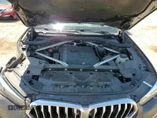 ✅ 2023 BMW X6 xDrive40i • VIN: 5UXCY6C06P9N60923 • Lot: 67380375. Wystawiony na Copart z przebiegiem 36 138 mil. Bezpłatny archiwum sprzedaży aukcyjnych z USA i szczegółowy raport historii pojazdu na DreamBid. Zdjęcie 13.