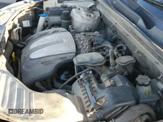 ✅ 2011 Kia Sorento LX • VIN: 5XYKT4A20BG110857 • Lot: 43728679. Wystawiony na IAAI z przebiegiem 174 579 mil. Bezpłatny archiwum sprzedaży aukcyjnych z USA i szczegółowy raport historii pojazdu na DreamBid. Zdjęcie 12.