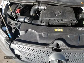 ✅ 2019 Mercedes-Benz Metris Cargo • VIN: WD3PG2EA8K3590113 • Lot: 93995565. Wystawiony na Copart z przebiegiem 134 620 mil. Bezpłatny archiwum sprzedaży aukcyjnych z USA i szczegółowy raport historii pojazdu na DreamBid. Zdjęcie 14.