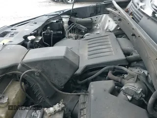 ✅ 2016 Toyota Highlander XLE • VIN: 5TDJKRFH5GS224937 • Лот: 43230702. Опубликован ранее на IAAI с пробегом 145 937 миль. Бесплатный доступ к архиву аукционных продаж из США и подробный отчёт об истории автомобиля на DreamBid. Изображение 22.