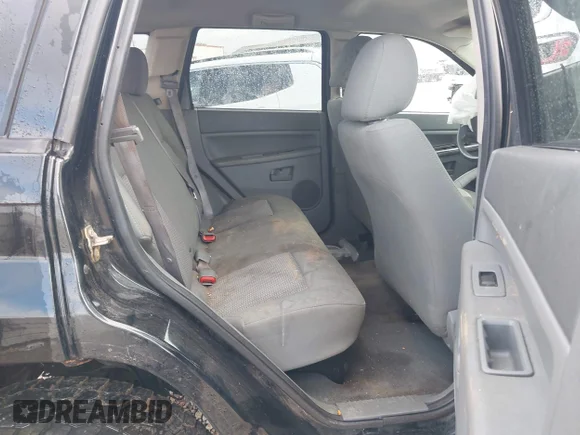 ✅ 2007 Jeep Grand Cherokee Laredo • VIN: 1J8HR48P57C594474 • Lot: 43425053. Wystawiony na IAAI z przebiegiem 164 358 mil. Bezpłatny archiwum sprzedaży aukcyjnych z USA i szczegółowy raport historii pojazdu na DreamBid. Zdjęcie 8.