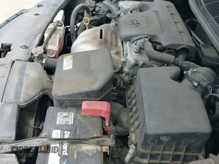 2016 Toyota Camry XLE z VIN 4T4BF1FK3GR519263, wystawiony jako IAAI lot #42759525 z przebiegiem 146 157 mil mil oraz . Historia ofert i sprzedaży dostępna na DreamBid. Obrazek 19.