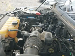 ✅ 2016 Ford F-150 XL • VIN: 1FTMF1C82GKD16117 • Лот: 42621074. Опубликован ранее на IAAI с пробегом 153 093 миль. Бесплатный доступ к архиву аукционных продаж из США и подробный отчёт об истории автомобиля на DreamBid. Изображение 18.