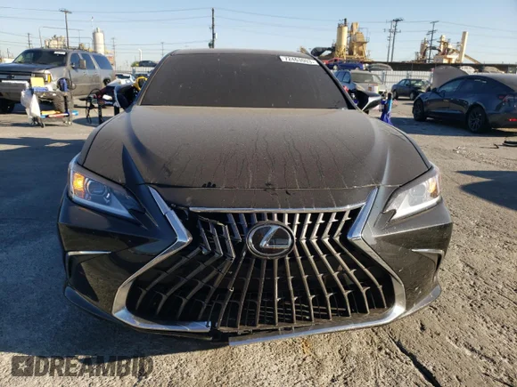 ✅ 2023 Lexus ES 300h • VIN: 58ADA1C10PU034360 • Лот: 72463003. Опубліковано раніше на Copart з пробігом 9 925 миль. Безкоштовний доступ до архіву аукціонних продажів зі США та докладний звіт про історію автомобіля на DreamBid. Зображення 5.