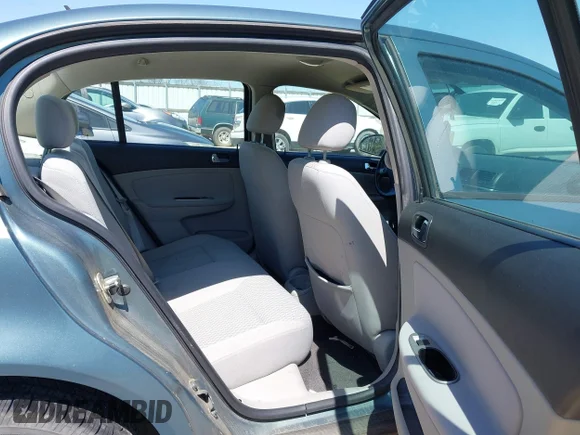 ✅ 2010 Chevrolet Cobalt 1LT • VIN: 1G1AD5F59A7136573 • Lot: 41872522. Wystawiony na IAAI z przebiegiem 170 534 mil. Bezpłatny archiwum sprzedaży aukcyjnych z USA i szczegółowy raport historii pojazdu na DreamBid. Zdjęcie 8.