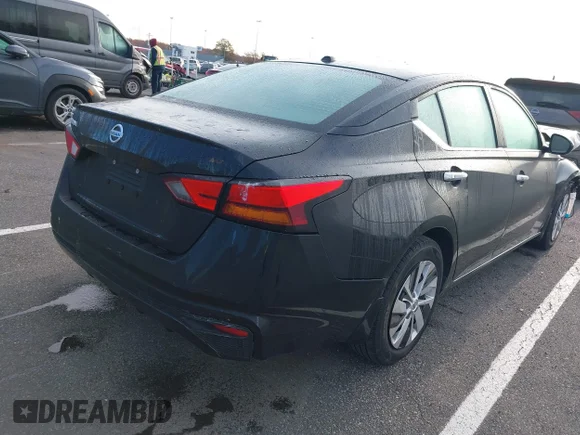 ✅ 2020 Nissan Altima S • VIN: 1N4BL4BV8LC191627 • Lot: 43545461. Wystawiony na IAAI z przebiegiem 43 709 mil. Bezpłatny archiwum sprzedaży aukcyjnych z USA i szczegółowy raport historii pojazdu na DreamBid. Zdjęcie 4.
