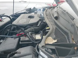 ✅ 2020 Ford Escape Titanium • VIN: 1FMCU9J96LUB18419 • Lot: 40612100. Wystawiony na IAAI z przebiegiem 40 041 mil. Bezpłatny archiwum sprzedaży aukcyjnych z USA i szczegółowy raport historii pojazdu na DreamBid. Zdjęcie 19.