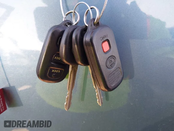✅ 2004 Toyota Camry XLE • VIN: 4T1BF30K74U588693 • Lot: 44185799. Wystawiony na IAAI z przebiegiem Nie podano. Bezpłatny archiwum sprzedaży aukcyjnych z USA i szczegółowy raport historii pojazdu na DreamBid. Zdjęcie 11.