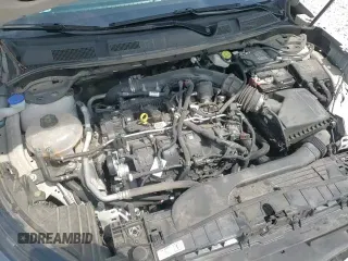 ✅ 2022 Lincoln Corsair Standard • VIN: 5LMCJ1C97NUL37123 • Lot: 80564205. Wystawiony na Copart z przebiegiem 29 752 mil. Bezpłatny archiwum sprzedaży aukcyjnych z USA i szczegółowy raport historii pojazdu na DreamBid. Zdjęcie 17.