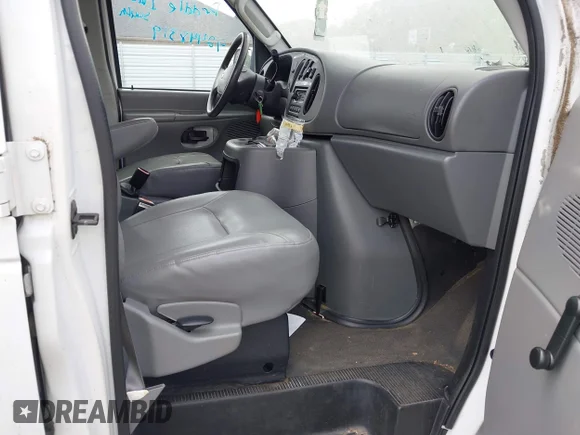 ✅ 2003 Ford Econoline Passenger XL • VIN: 1FBNE31L13HB41347 • Лот: 42448319. Опубликован ранее на IAAI с пробегом 58 602 миль. Бесплатный доступ к архиву аукционных продаж из США и подробный отчёт об истории автомобиля на DreamBid. Изображение 5.