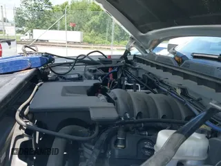 ✅ 2019 Chevrolet Silverado 1500 LT • VIN: 2GCRCPEC3K1155546 • Lot: 42418387. Wystawiony na IAAI z przebiegiem 84 323 mil. Bezpłatny archiwum sprzedaży aukcyjnych z USA i szczegółowy raport historii pojazdu na DreamBid. Zdjęcie 21.