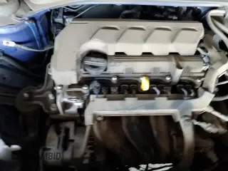 ✅ 2023 Hyundai Venue SEL • VIN: KMHRC8A34PU215935 • Лот: 91357925. Опубликован ранее на Copart с пробегом 59 854 миль. Бесплатный доступ к архиву аукционных продаж из США и подробный отчёт об истории автомобиля на DreamBid. Изображение 13.