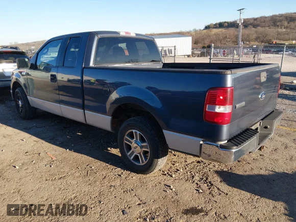 ✅ 2006 Ford F-150 STX • VIN: 1FTRX12W26NB04379 • Lot: 44136922. Wystawiony na IAAI z przebiegiem 128 554 mil. Bezpłatny archiwum sprzedaży aukcyjnych z USA i szczegółowy raport historii pojazdu na DreamBid. Zdjęcie 3.