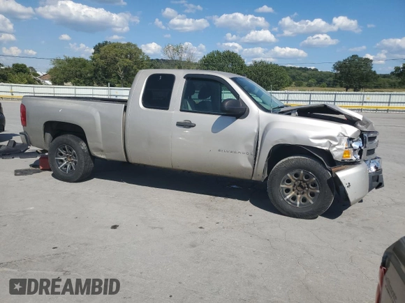 ✅ 2008 Chevrolet Silverado 1500 Work Truck • VIN: 1GCEC19X38Z142627 • Lot: 70990885. Wystawiony na Copart z przebiegiem 213 846 mil. Bezpłatny archiwum sprzedaży aukcyjnych z USA i szczegółowy raport historii pojazdu na DreamBid. Zdjęcie 4.