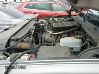 ✅ 2007 Chevrolet Silverado 2500HD LT1 • VIN: 1GCHK23D77F130386 • Lot: 42109924. Wystawiony na IAAI z przebiegiem 137 741 mil. Bezpłatny archiwum sprzedaży aukcyjnych z USA i szczegółowy raport historii pojazdu na DreamBid. Zdjęcie 18.