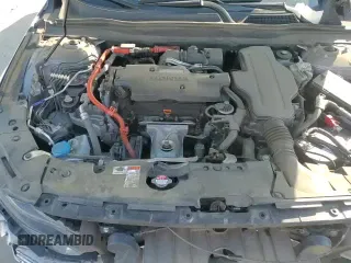 ✅ 2020 Honda Accord • VIN: 1HGCV3F11LA014909 • Lot: 82659675. Listed on Copart with 45,345 mi. Free auction sales archive from the USA and detailed vehicle history report at DreamBid. Image 14.